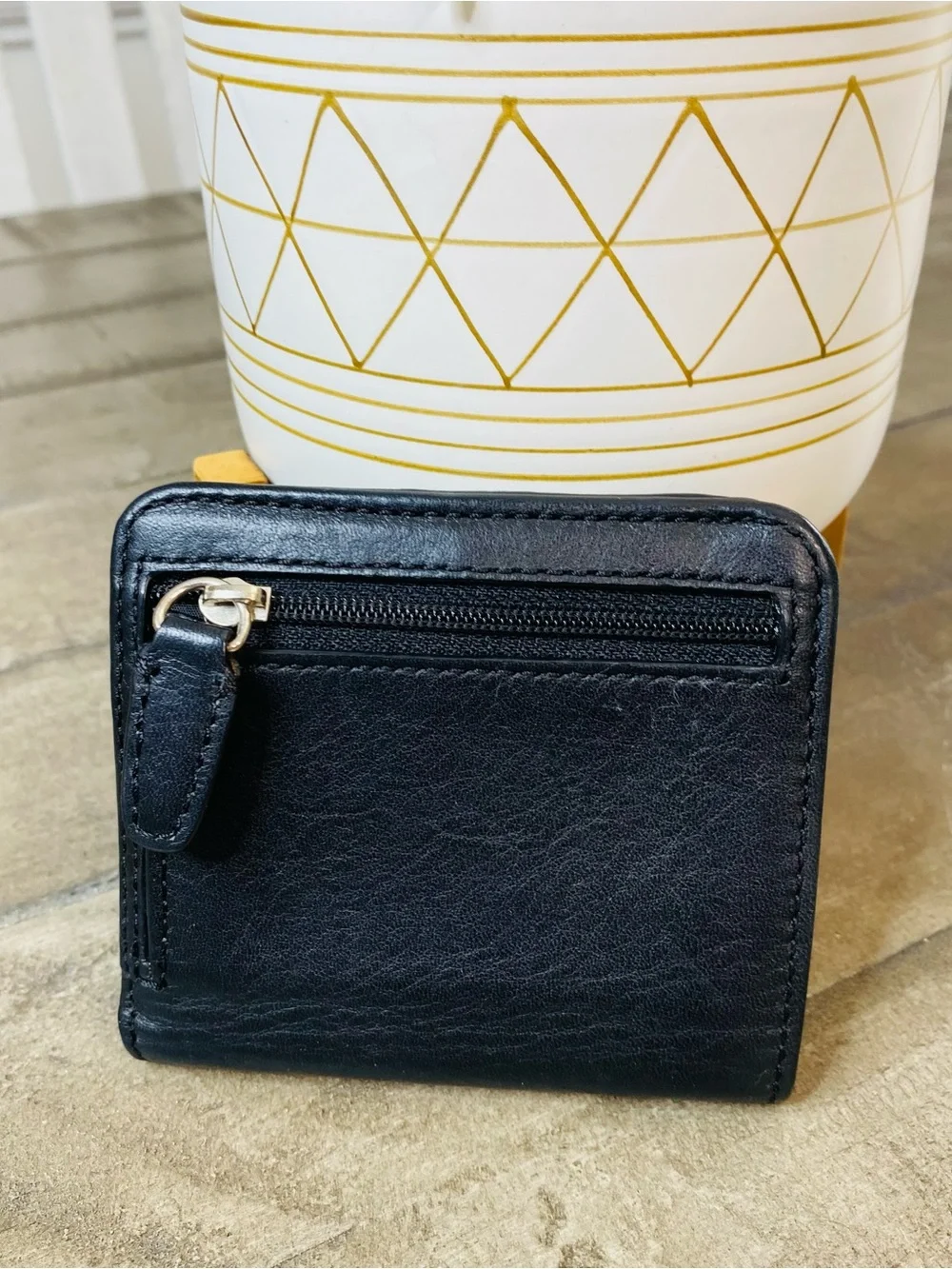 Coach Women's Black Leather Snap Compact Billfold Wallet